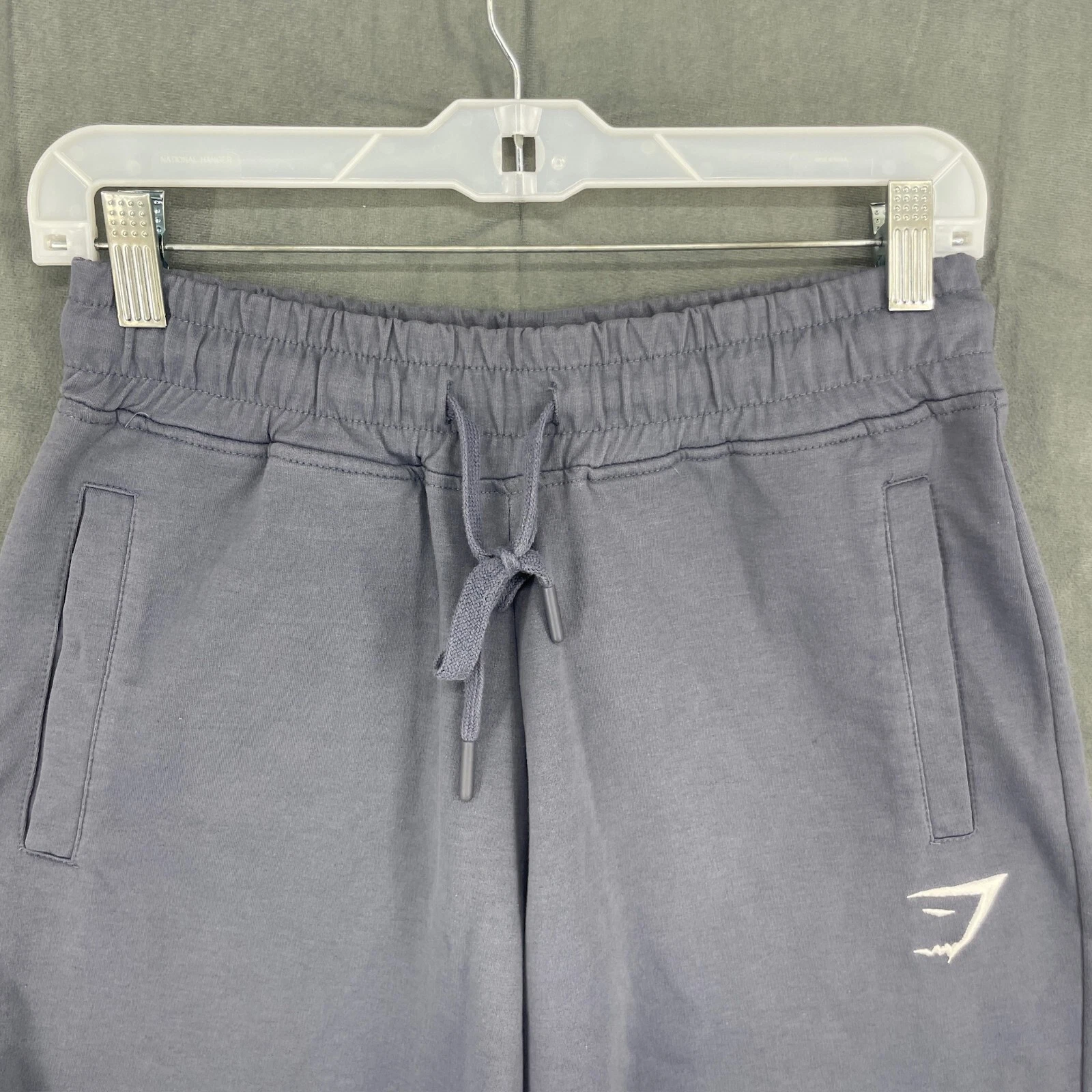 gymshark pull on elastic waist logo shorts