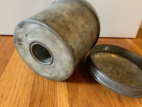 Vintage Metall KUCHENFORM gedämpfter Pudding Weihnachten Antikware Gelee Bundt Blechdeckel - Bild 4 von 4