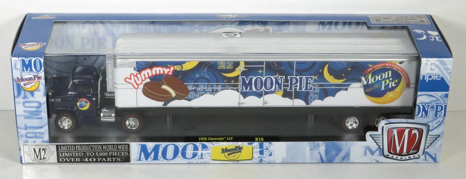 M2 Machines R10 Auto Haulers Moon Pie Trailer With 1958 Chevrolet LCF Semi 13-09 - Image 3 of 4