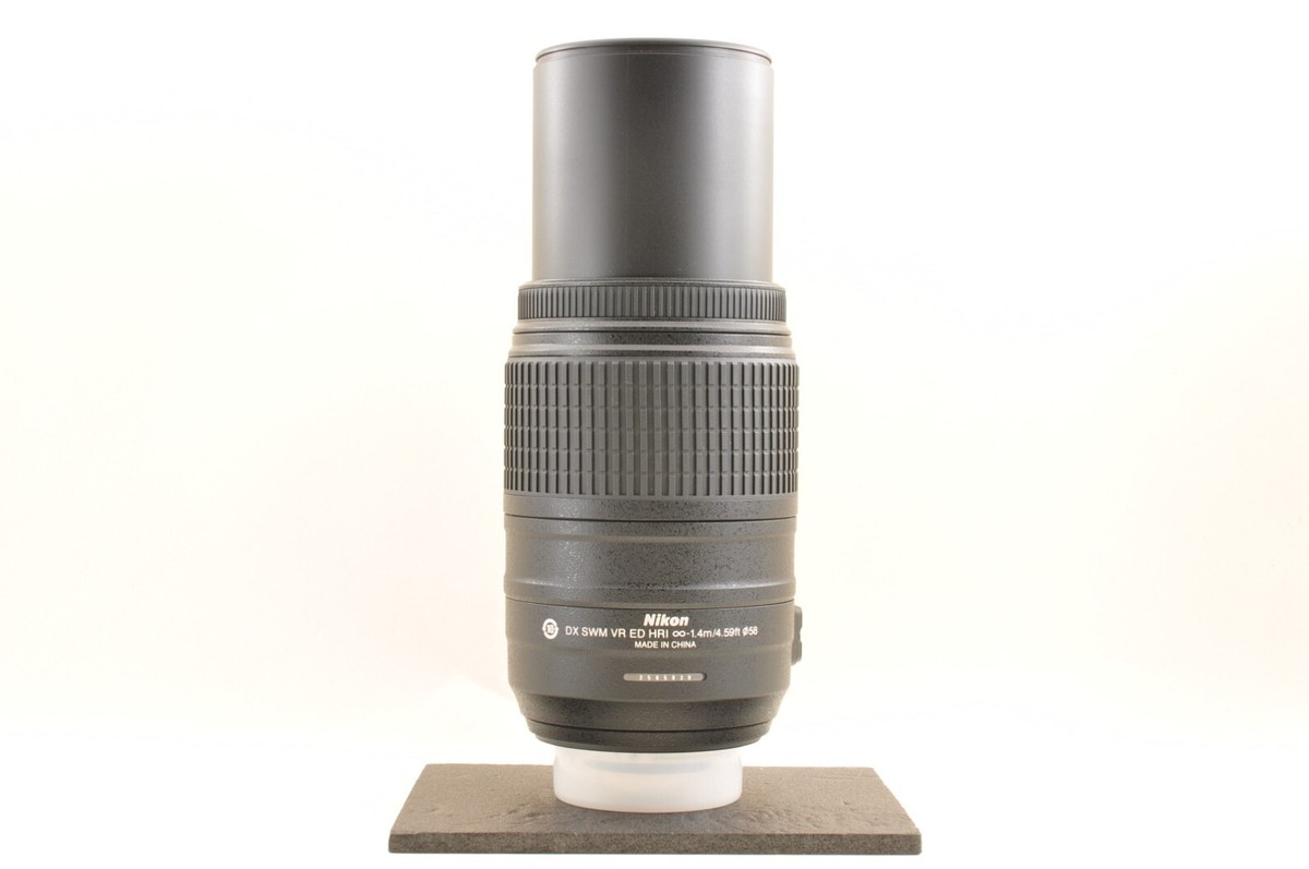 Nikon AF-S DX NIKKOR 55-300mm F/4.5-5.6 G ED VR Lens w/Hood