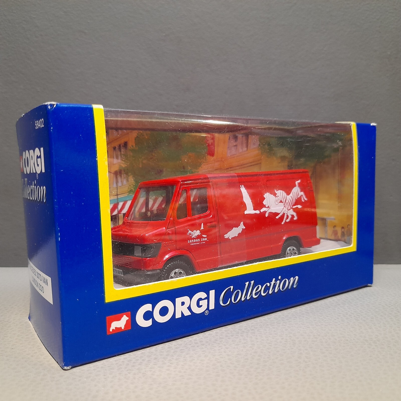 Vintage London Zoo Mercedes 207D Corgi 58402 Diecast Metal Model Boxed 1990s