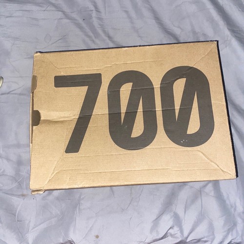 Size 8 - adidas Yeezy Boost 700 Low Wave Runner - Picture 8 of 14