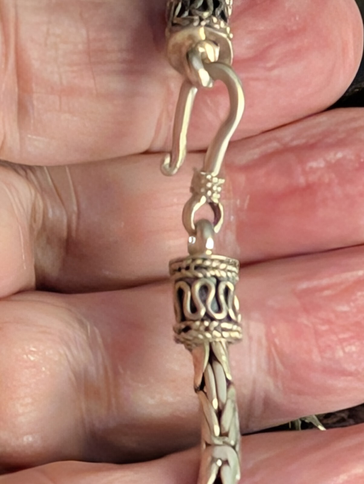 Solid 925 Sterling Silver Queen Byzantine Round C… - image 3