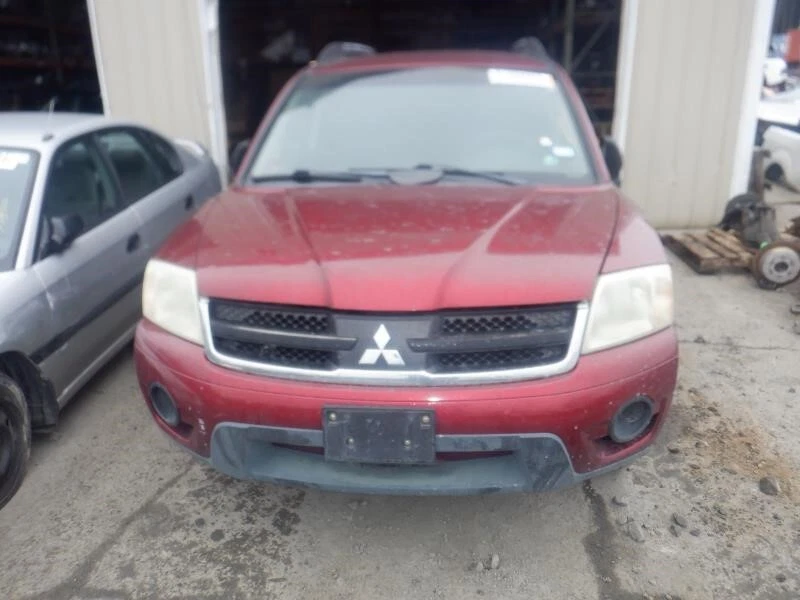 Motor limpiaparabrisas usado se adapta a: Mitsubishi Endeavor 2006 grado A Foto 2 de 4