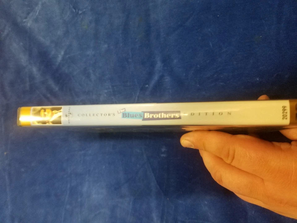 The Blues Brothers Collectors Edition DVD (S6-C4) - Image 3 of 4