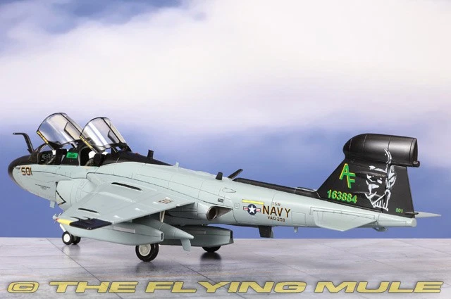 Hobby Master 1: 72 EA-6B Prowler USN VAQ-209 Star Warriors Vader — 第 2/4 张图片