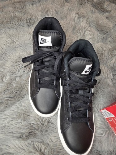 WMNS NIKE COURT ROYALE 2 MID Size 6  - Picture 2 of 7