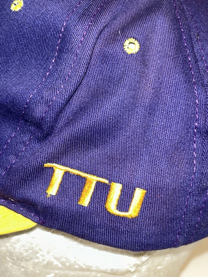 VINTAGE THE GAME TEXAS TECH UNIVERSITY TTU GOLDEN EAGLES HAT CAP FITTED 7 1/2 - Image 4 of 4