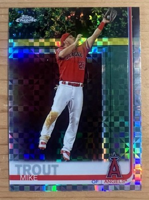 MIKE TROUT RARE 2019 X-FRACTOR HOLO Topps Chrome #200