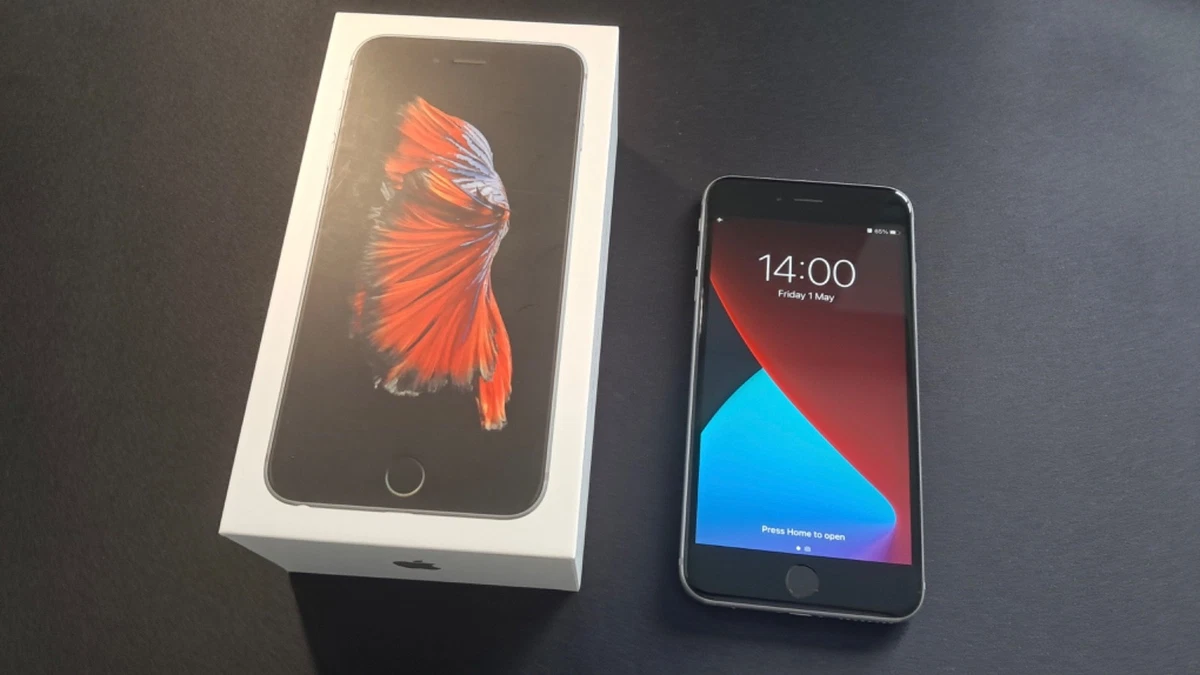 Apple iPhone 6s Plus 128GB Mobile Phones & Smartphones for sale