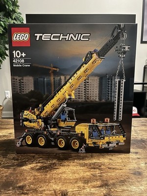 Lego Technic Mobile Crane (42108)