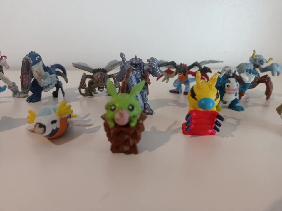 MUÑECOS DIGIMON BANDAI 17 PERSONAJES LOTE KNIGHTMON , DIVERMOON, KIMERAMON - Imagen 3 de 4
