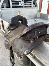 15” Bob Marshall Treeless Barrel Saddle