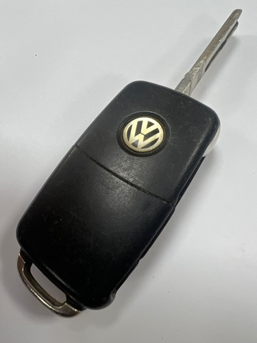 VOLKSWAGEN 2 BUTTON REMOTE FLIP KEY FOB TESTED & WORKING! 7E0 837 202 AD - Picture 3 of 4