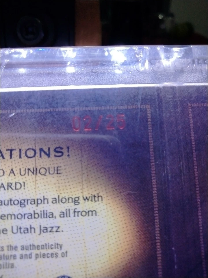 05 Skybox Auto Patch #2/25 Carlos Boozer Booklet Master Collection 🔥 🔥 🔥 - Image 3 of 4