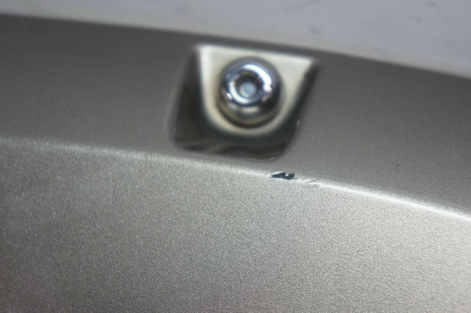 Jeep Commander 2006 - guardabarros trasero izquierdo moldeado 5JX35TRMAD FABRICANTE DE EQUIPOS ORIGINALES *A335 Foto 4 de 4