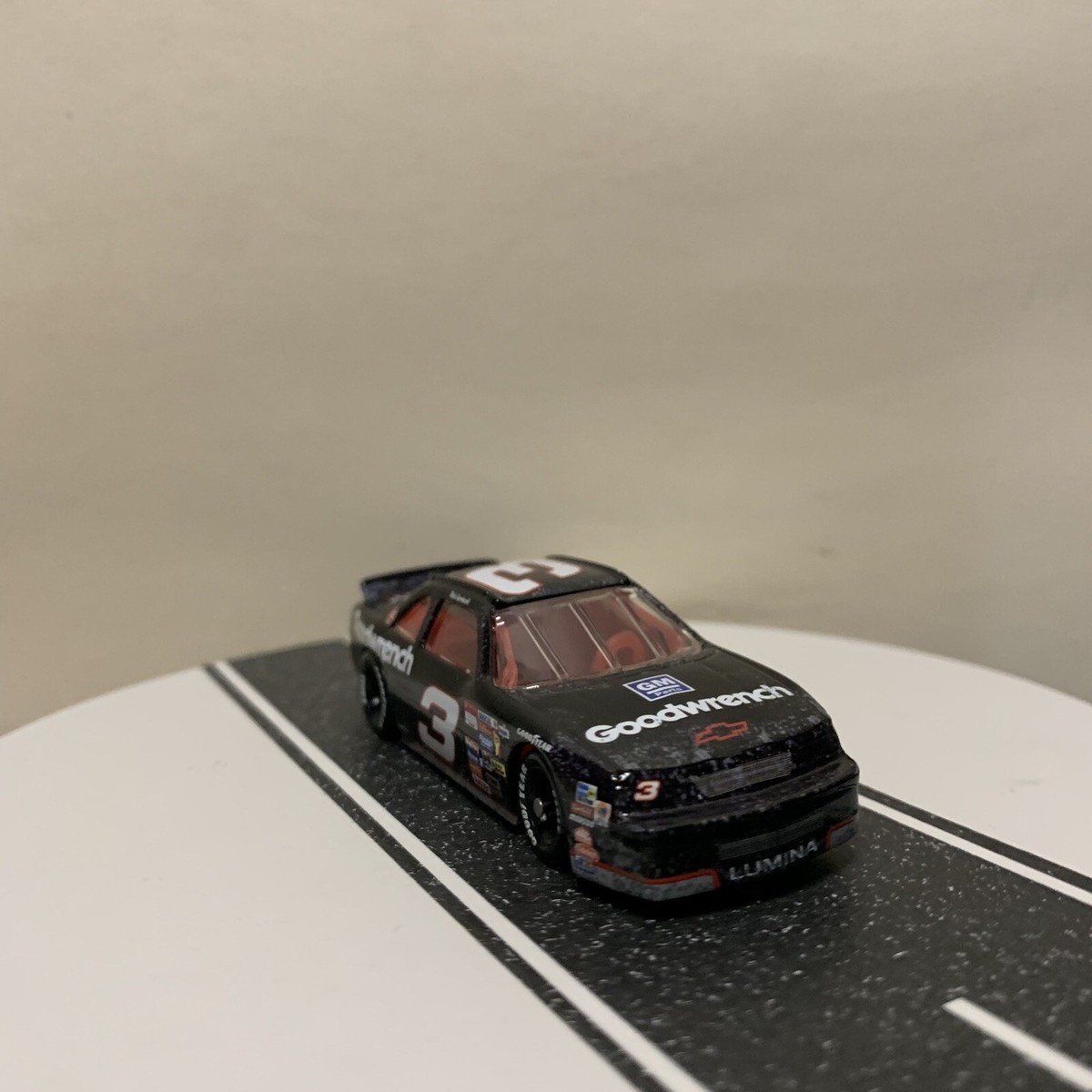 モノグラム 1/24 #3 goodwrench ルミナ ナスカー 完成品 KIT # 3 GOODWRENCH NASCAR 1994 CHEVROLET LUMINA MODEL KIT