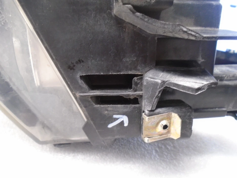 Lámpara de faro delantero derecho pasajero BMW 328i E46 99-00 sin xenón OEM DK80142 Foto 4 de 4