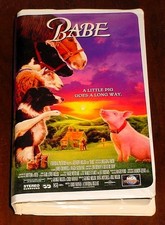 BABE Used VHS Video Tape with Original Clamshell Case James Cromwell 1995