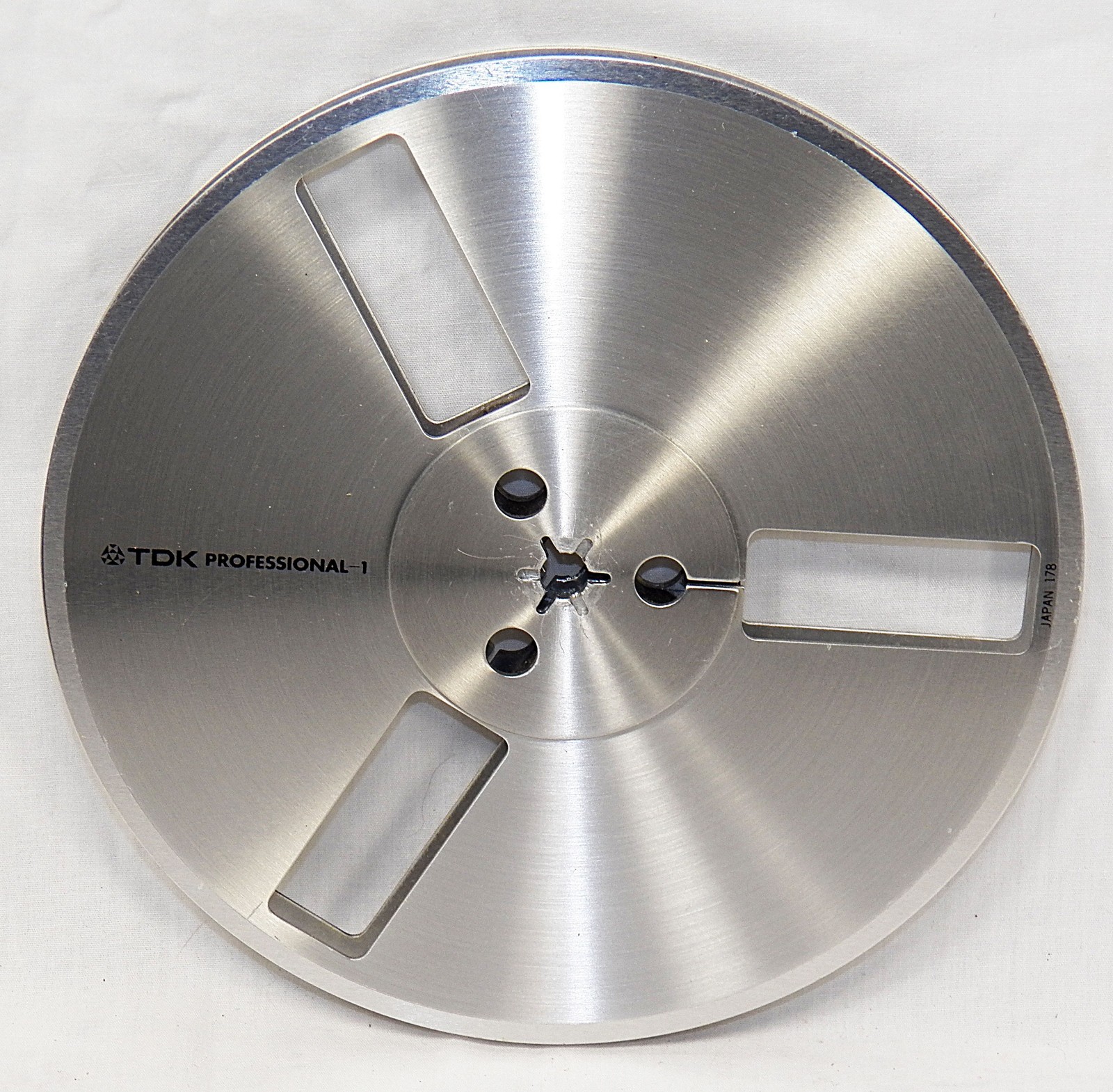 (1) Single Used TDK AR-7M 7" Metal Take Up Reel  w/Original Box