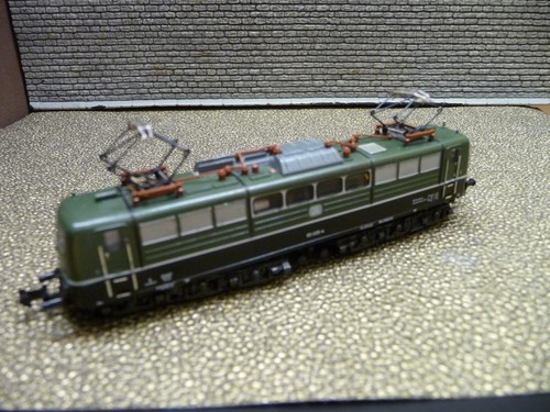 Trix N 12056 E Lok DB 151 025 4 grün | Zustand: Gebraucht