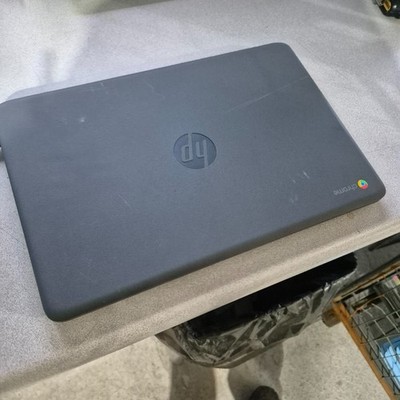 HP Chromebook 14A G5 4GB Ram Tasche und Ladegerät inklusive
