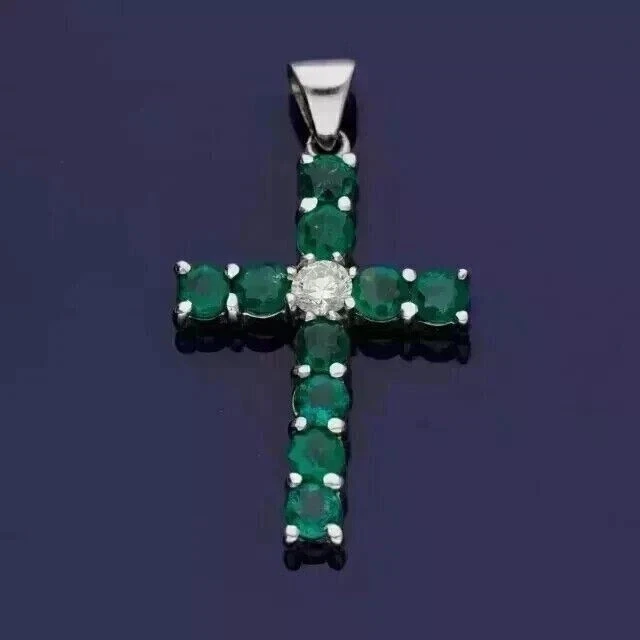 Colgante Cruz Esmeralda Creado en Laboratorio Corte Redondo 2.00Ct Chapado en Oro Blanco 14K Foto 2 de 4