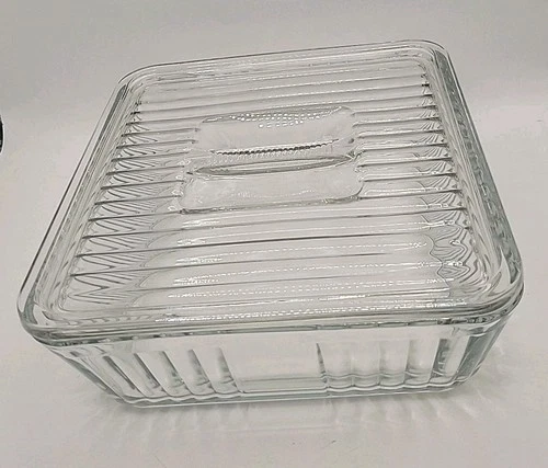 Vintage Anchor Hocking 1932 Ribbed 9x9 Baking or Refrigerator Dish with Lid