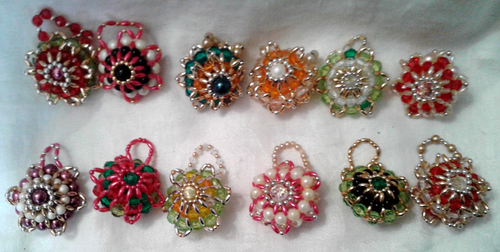 Vintage Set of 12 Handmade Round Beaded Star Ornaments - Bild 4 von 6