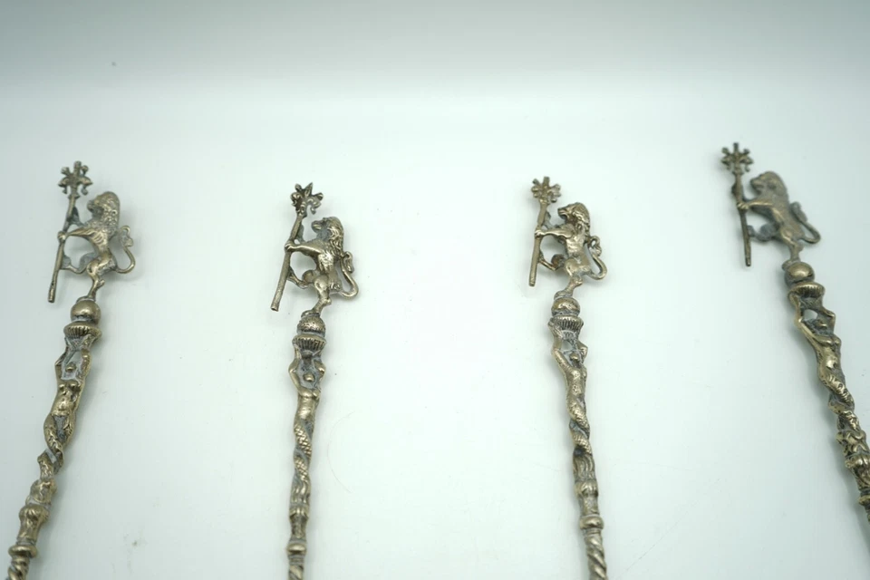 Vintage Italian Silver Plate Serving Set with Lions and Cherubs - Image 4 of 4