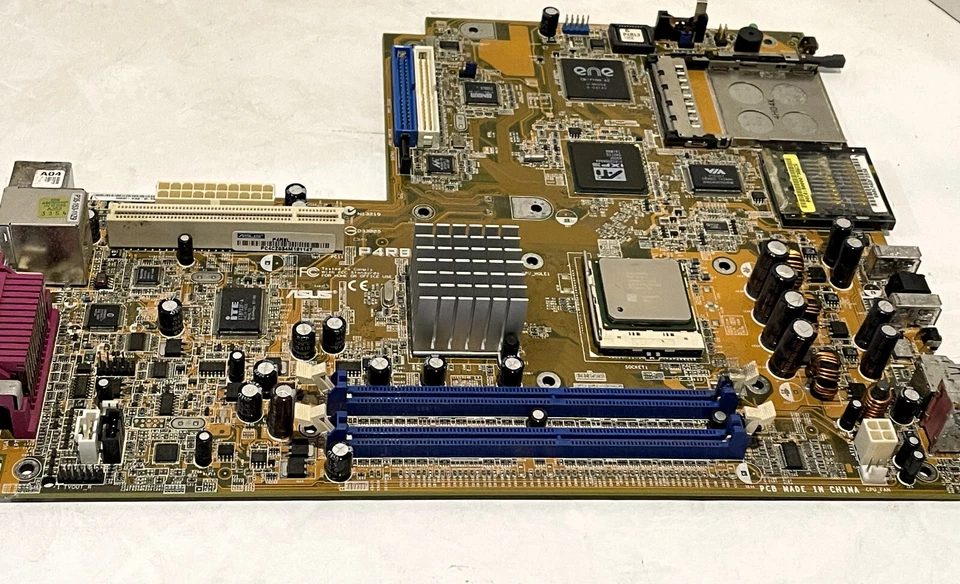 ASUS P4R8L Rev 1.03 Socket 478 2x DDR PCI  Motherboard - Image 2 of 4