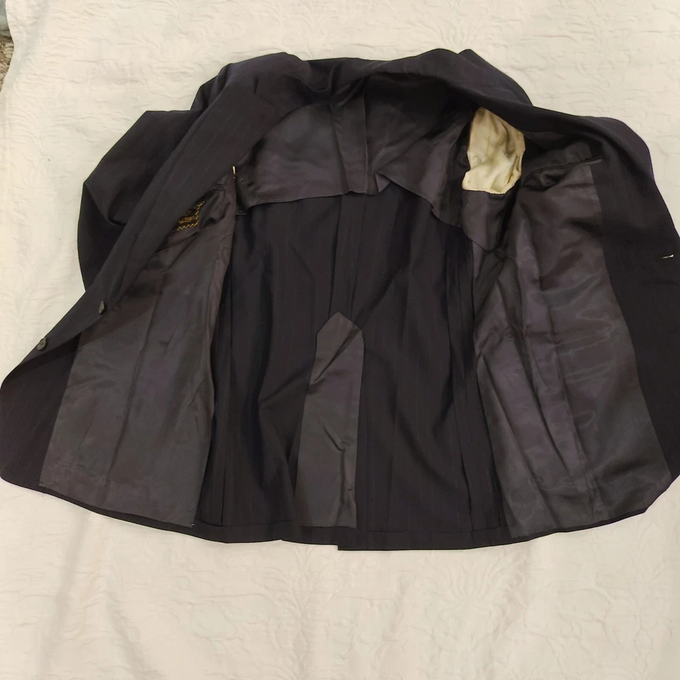 VTG Southwick Paul Stuart 2-pc. Men's Suit Navy Pinstripes 40-42R 34X28 Preppy - Image 3 of 4