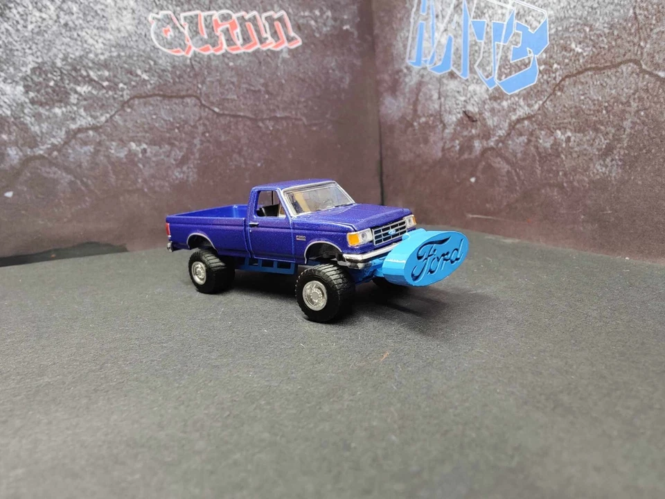 1/64 绿光长床通用 4x4 拉架(福特、道奇或雪佛兰) — 第 2/4 张图片