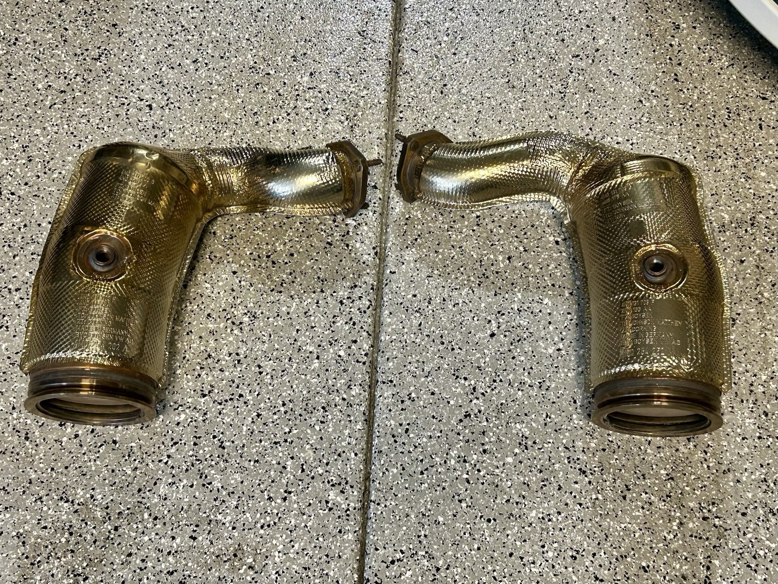 Lamborghini Urus OEM Downpipes/Catalyst, 4MO 254 202 A, 4MO 254 252 M