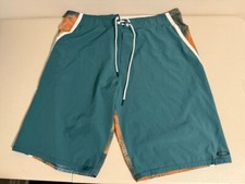     Oakley Board Shorts Mens Size 36 Green