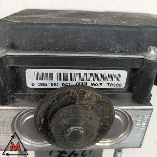 Centralina pompa ABS 51908528 per FIAT 500 C MK1 2007-2015 usato (103011) - Picture 6 of 10