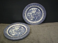 4 CHURCHILL BLUE WILLOW 10-3/8" DINNER PLATES ENGLAND