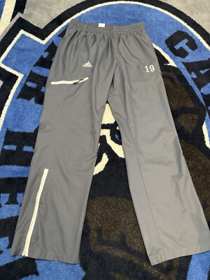 Adidas Track Pants Men's Medium Grey Polyester Nylon Zipper Sz M Inseam 31” 