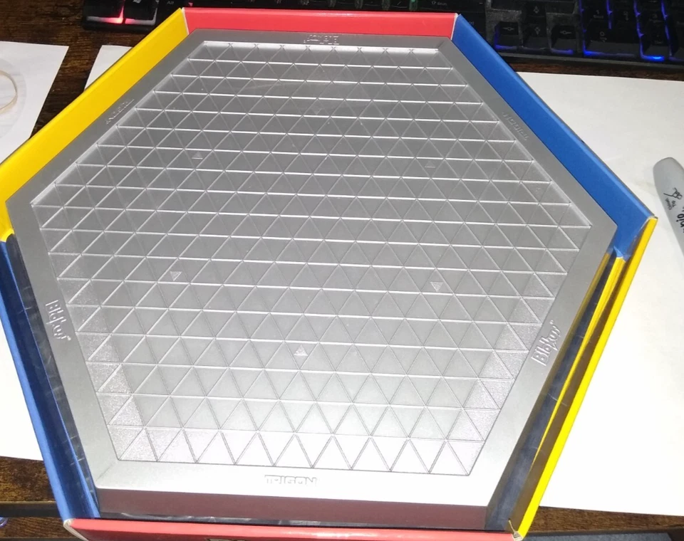 Juego de mesa Blokus Trigon 2006 Educational Insights - INCOMPLETO faltan 5 piezas Foto 2 de 4