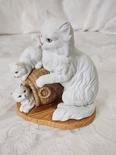 Feline Fun Home Interior Gifts White Cats Kittens Porcelain Figurine14522-98