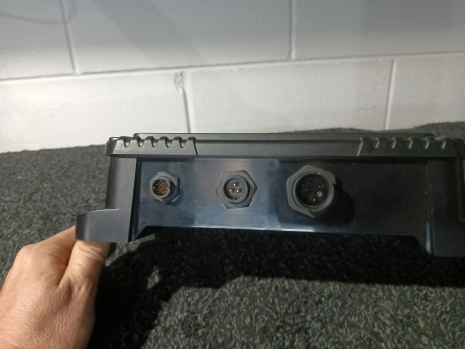 Raymarine CP370 Digital Sonar Sounder Module E70297 - Image 2 of 4