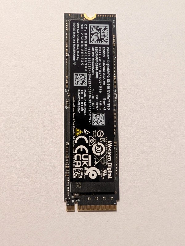Western Digital SN810 SDCPNRY-256G 256 GB NVMe 80mm Solid State Drive