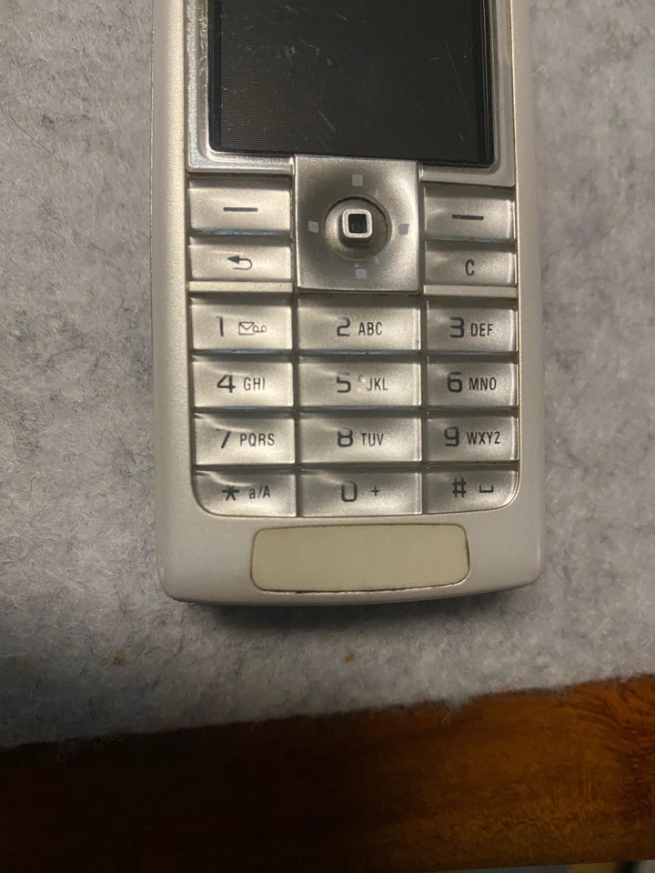 Handy Sony Ericsson T630 weiß grau - Bild 3 von 4
