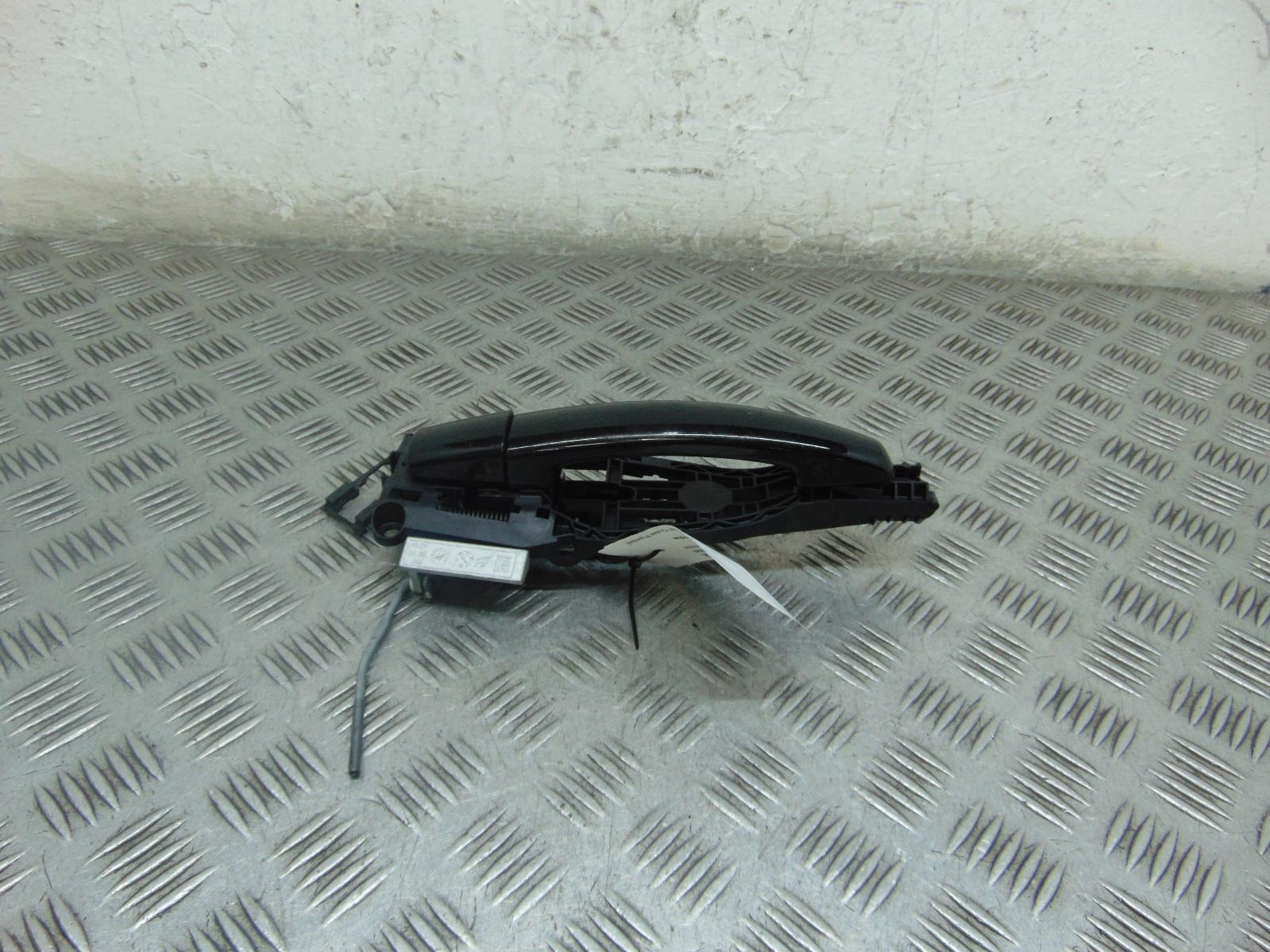 Foto 1 di 7