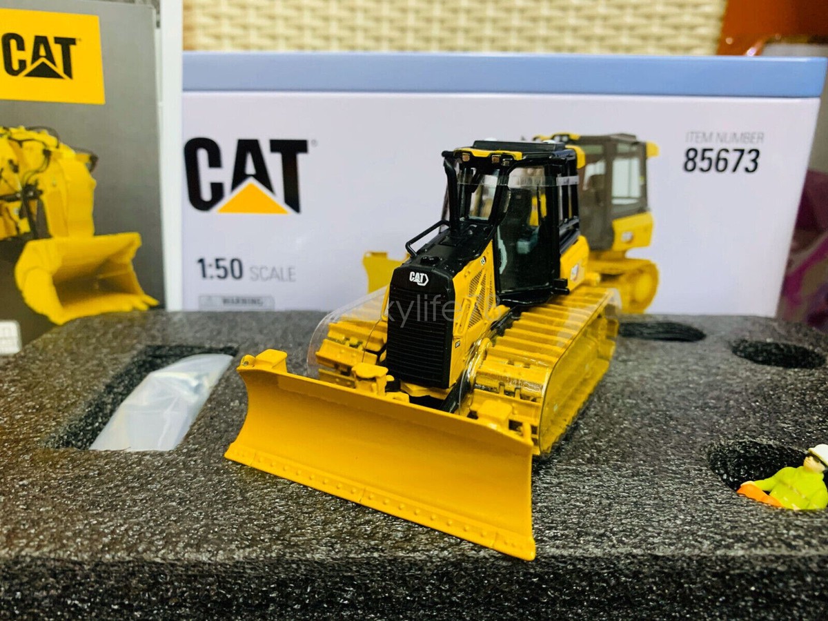 DM85673 1:50 For Caterpillar Cat D3 Dozer Scale Metal Model