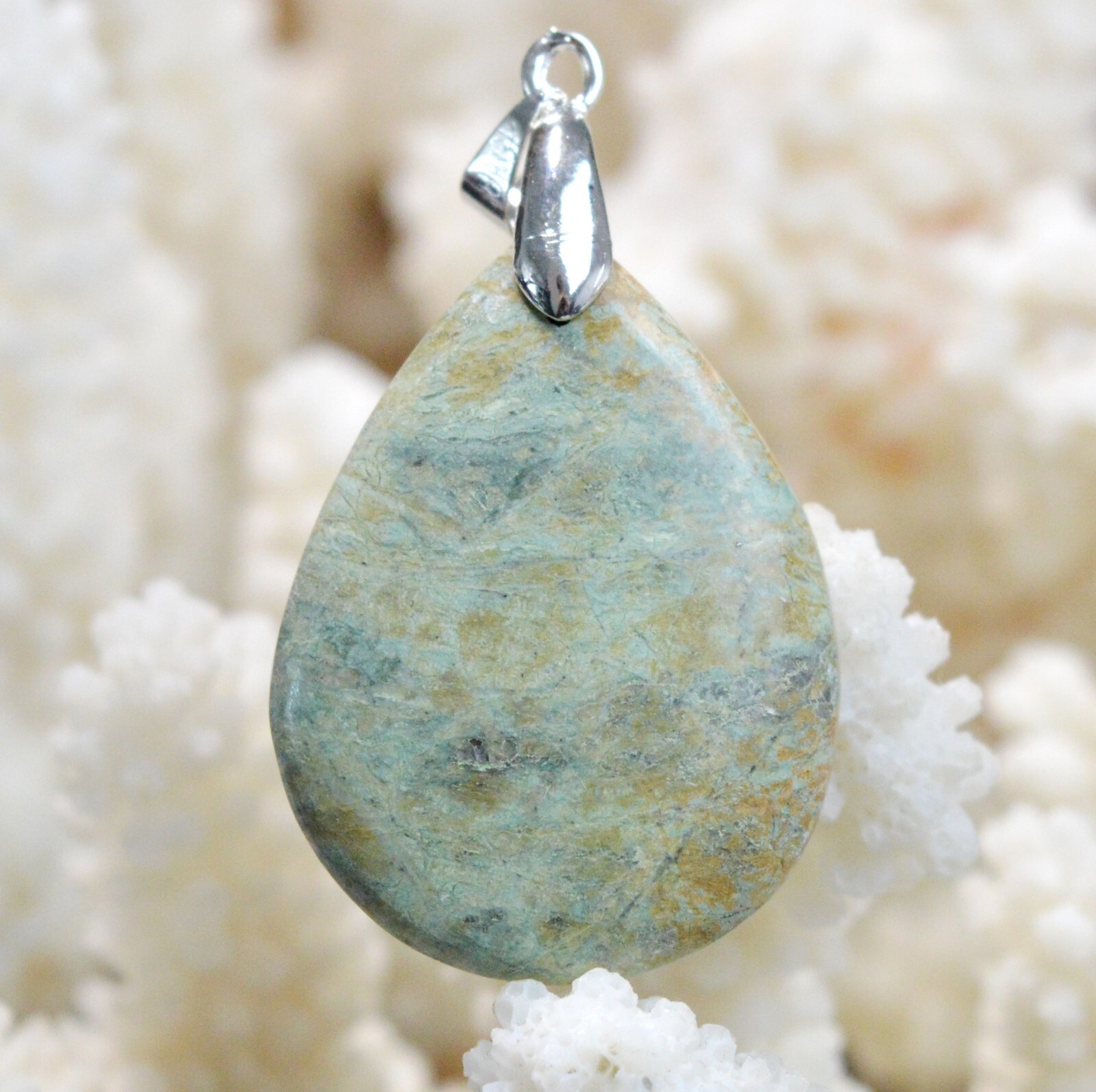 Pendentif cabochon turquoise d'Afrique 40 carats en pierre naturelle véritable unique