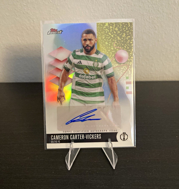 Topps Finest UEFA Club Competitions 2025/26 Carter-Vickers Celtic FC BA-CC Auto