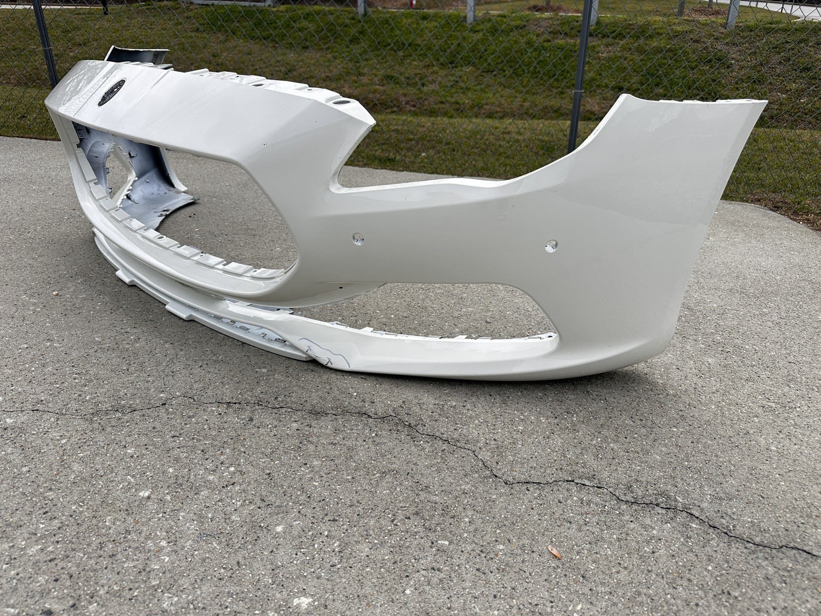 2018-2022 Maserati Quattroporte S front bumper 670036964 NO SHIPPING pick up
