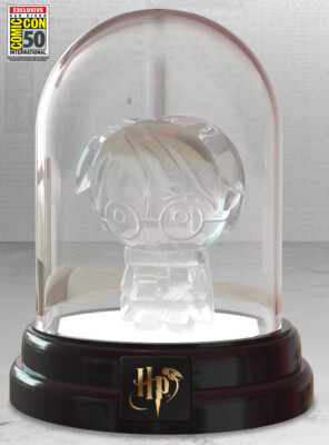 SDCC 2019 UCC Dist Excl: HARRY POTTER - Wearing an Invisible Cloak Night Light 