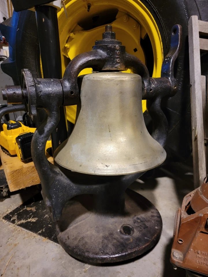 Antique Steam Locomotive swinging Bronze Bell, Weighs 250 Lbs. 15 inch opening - Image 2 of 4
